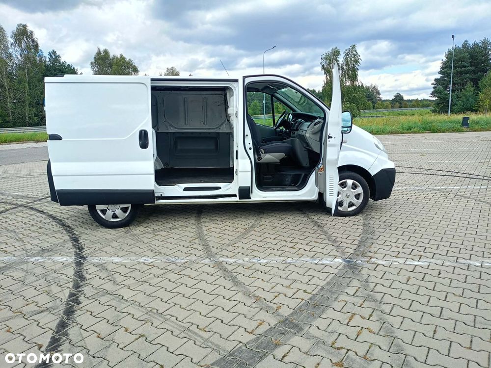 Renault Trafic - 30