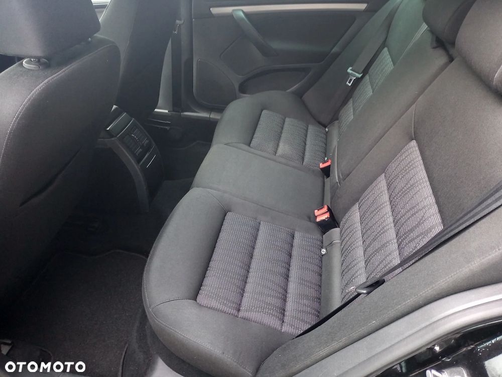 Skoda Octavia 2.0 TDI Ambiente - 12