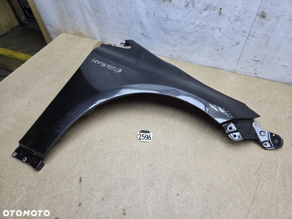 Toyota Corolla E21 błotnik prawy przód przedni - 8