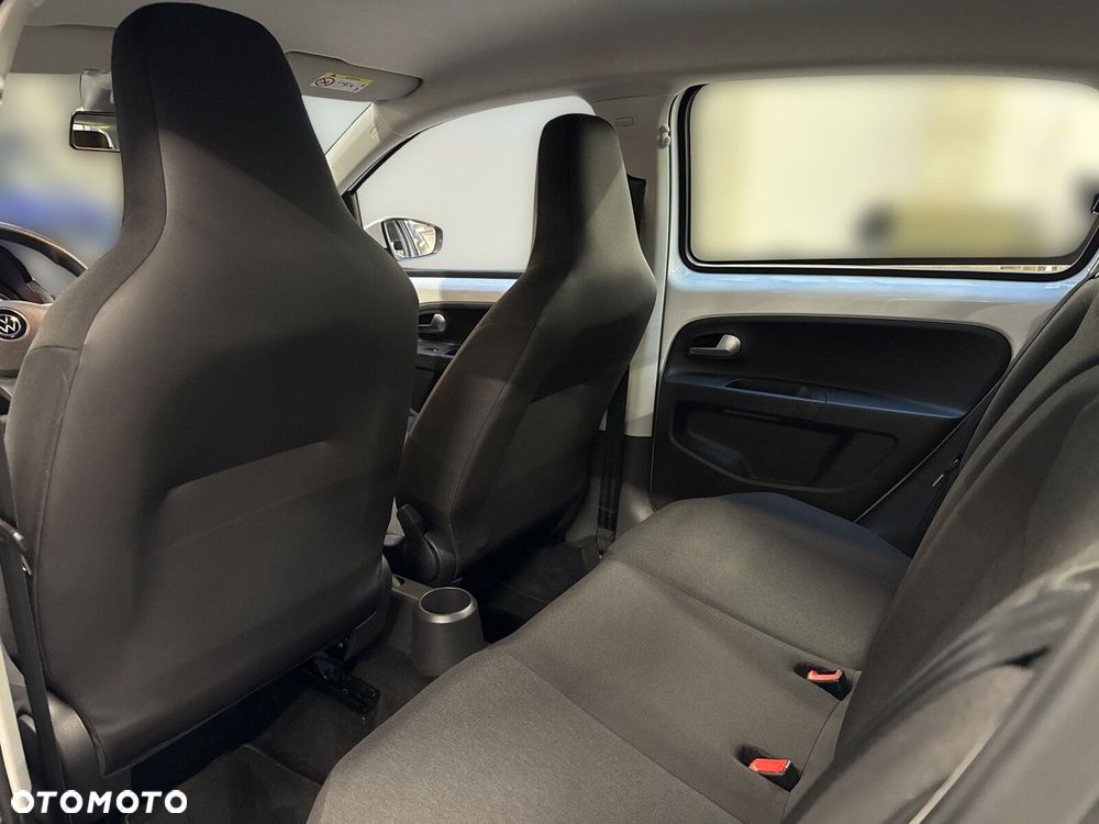 Volkswagen up! 1.0 move - 19
