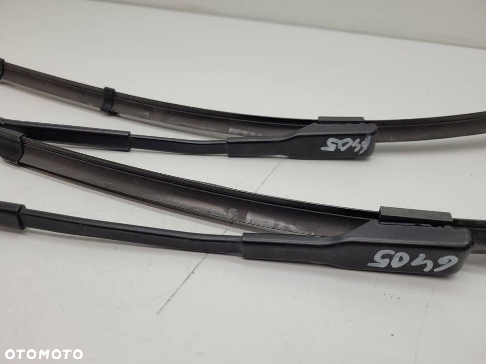 RAMIĘ WYCIERACZKI PRZÓD LEWE PRAWE KOMPLET DUSTER II 288816714R 288867196R - 4
