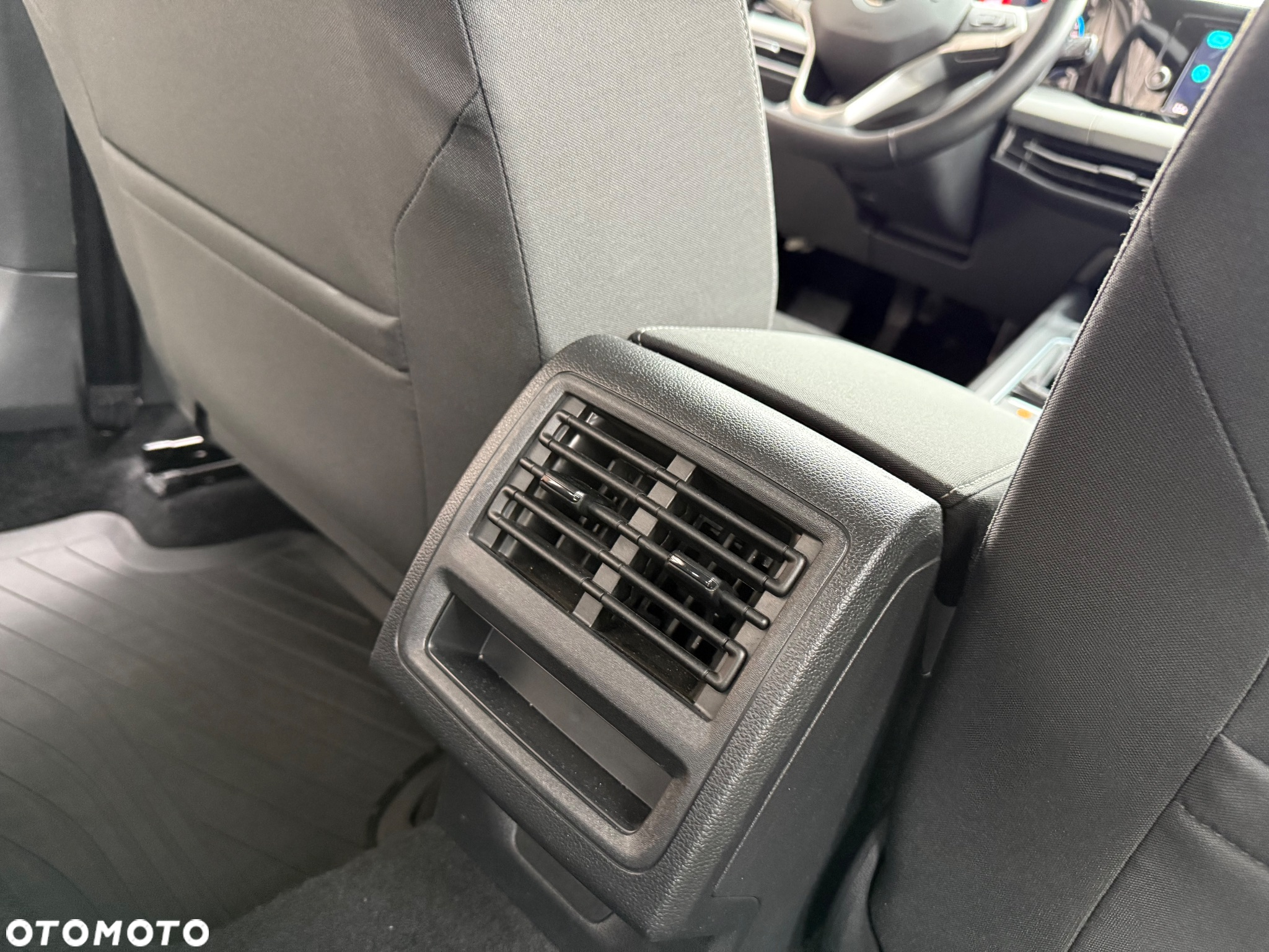Volkswagen Golf VIII 1.0 TSI Life - 17