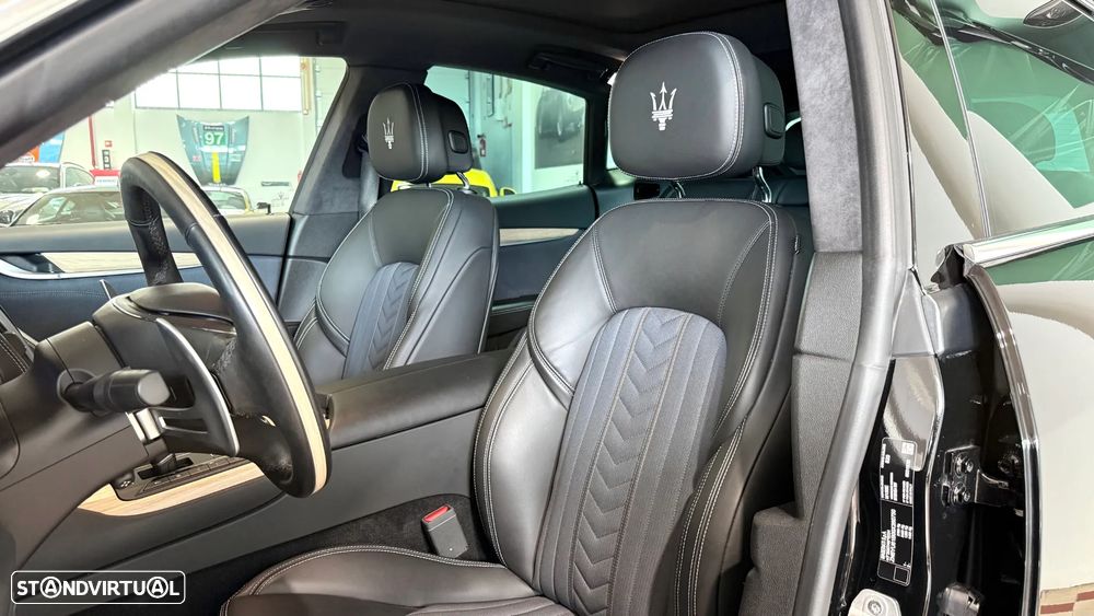 Maserati Levante S Q4 - 14