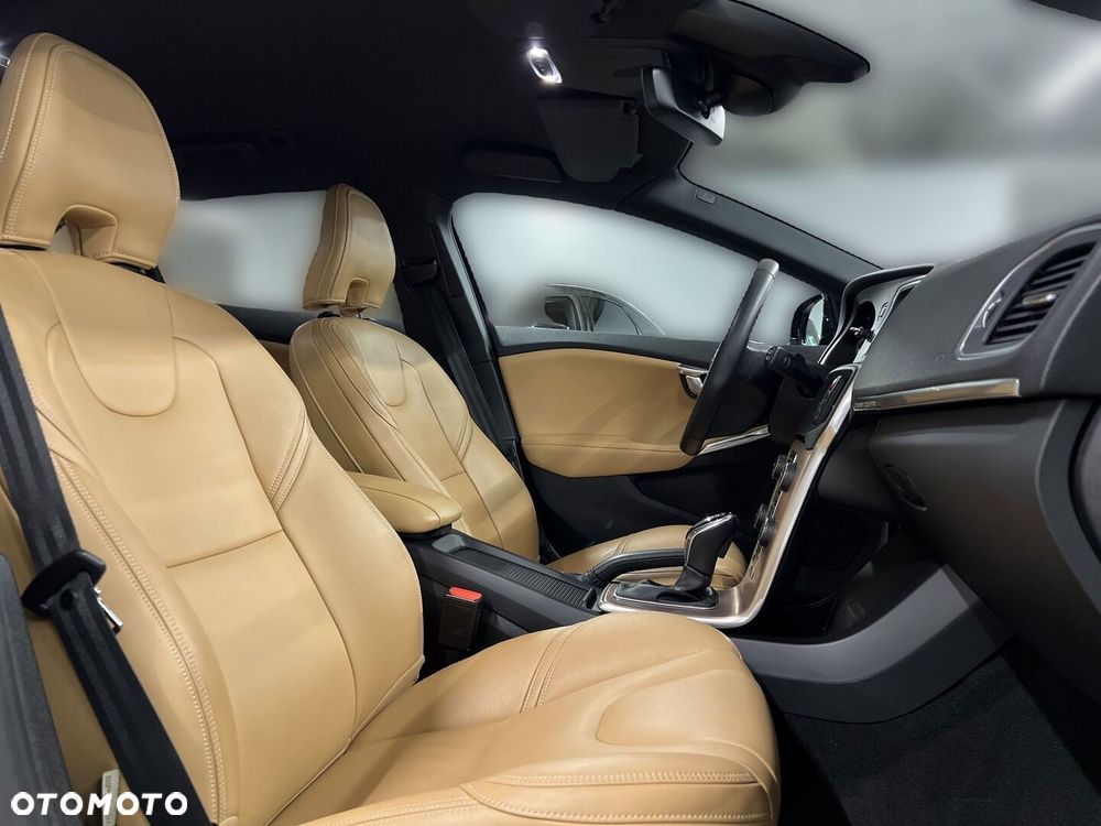 Volvo V40 - 12