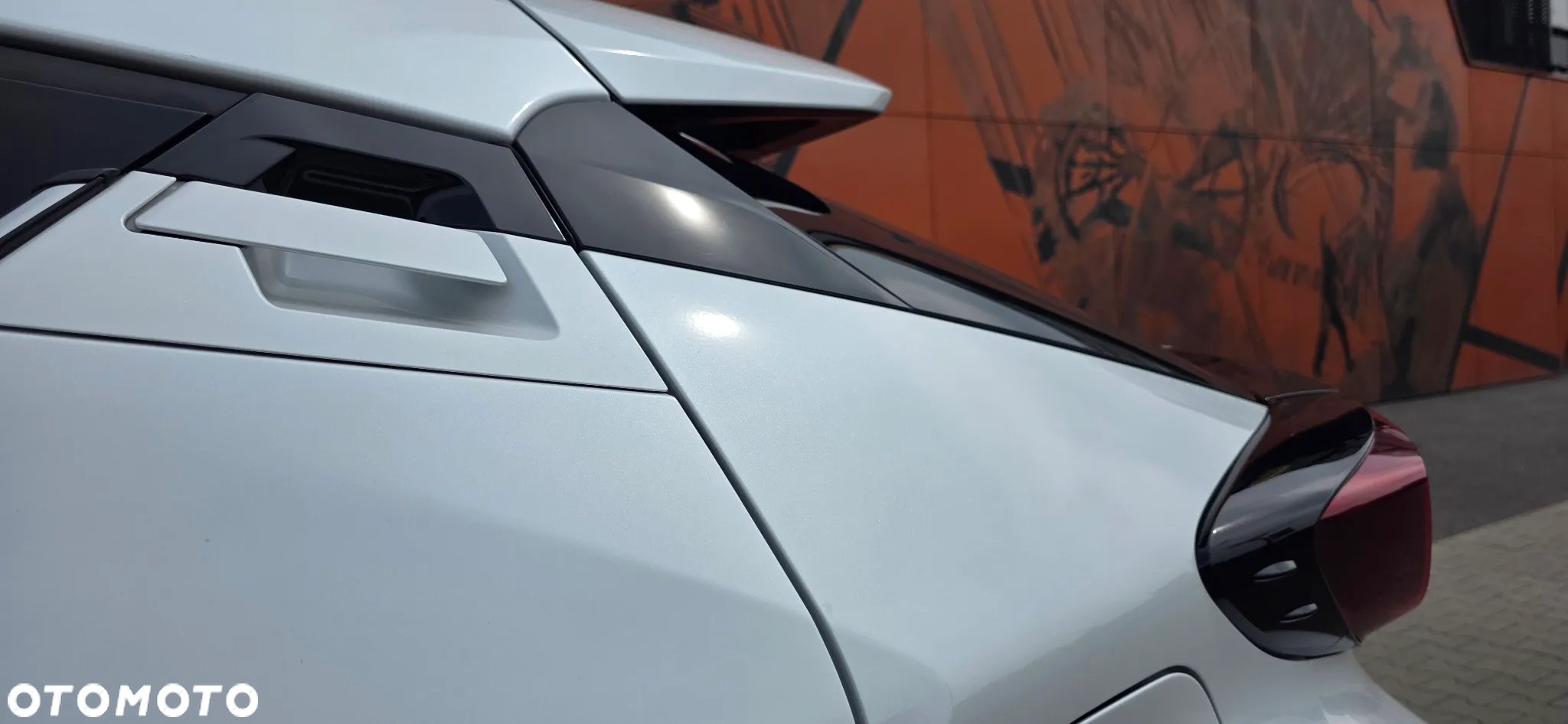 Toyota C-HR - 15