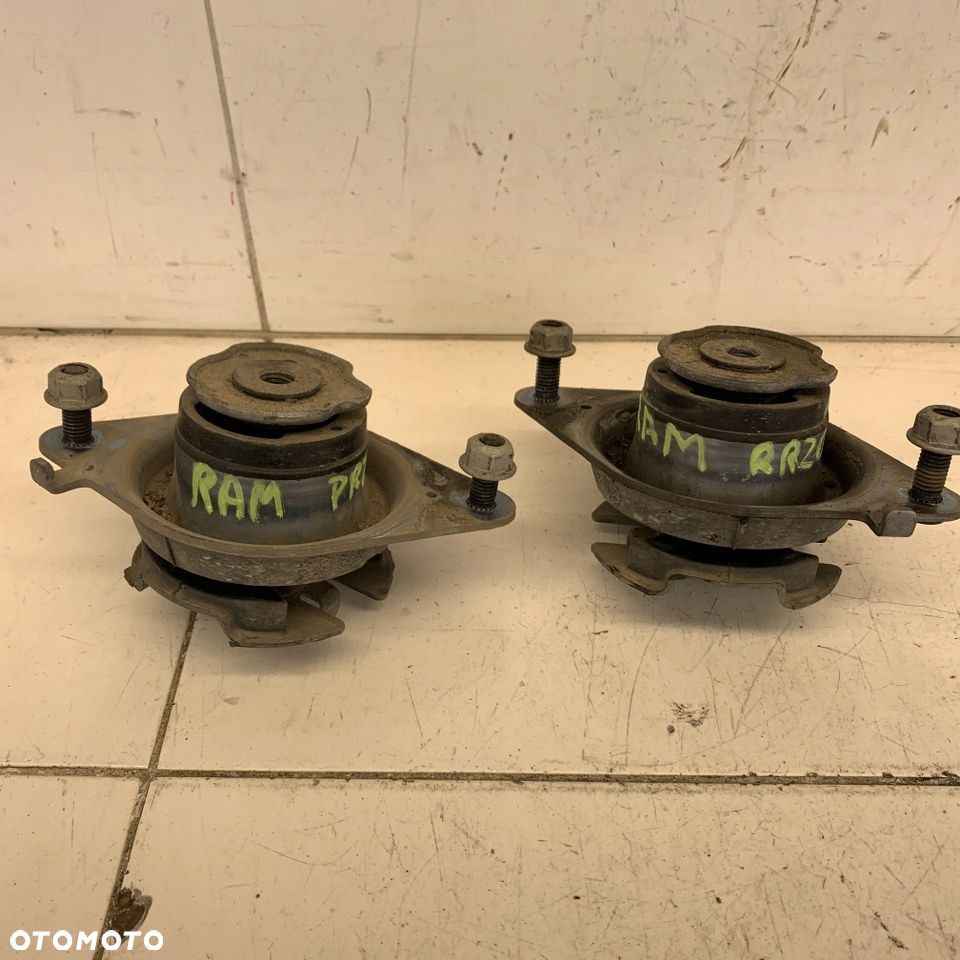 Łapa Poduszka Ramy Kła Prawa Lewa Przód Dodge Ram V 1500 5,7 Hemi 20R. - 1