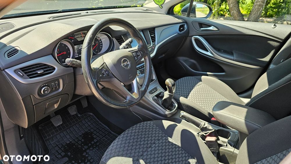 Opel Astra - 8