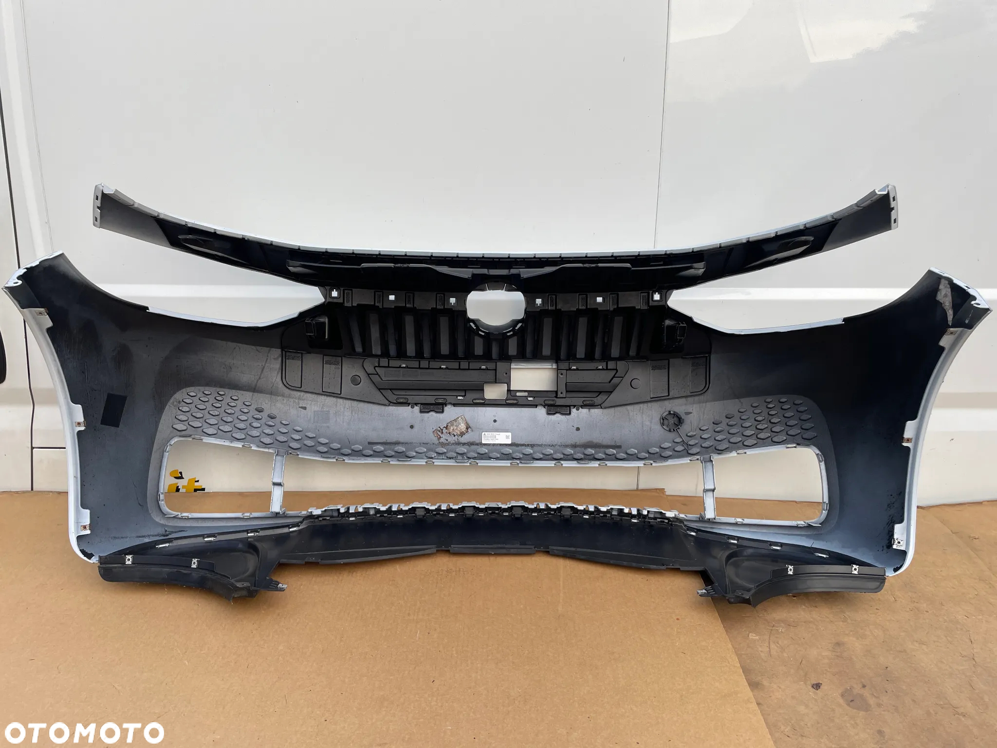 VW ID3 ID.3 ID 3 ZDERZAK PRZEDNI WZMOCNIENIE ORYGINALNY BIAŁY S9R 10A805915 10A807231 - 5
