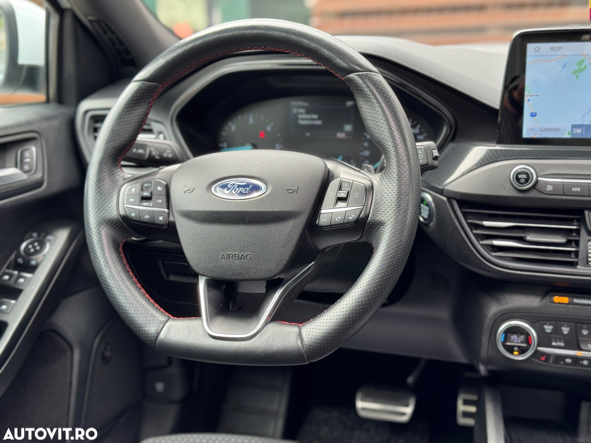 Ford Focus 1.5 EcoBlue ST Line Business - 24