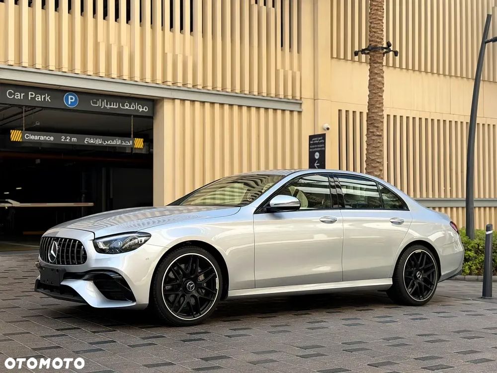 Mercedes-Benz Klasa E 300 9G-TRONIC Night Edition - 6