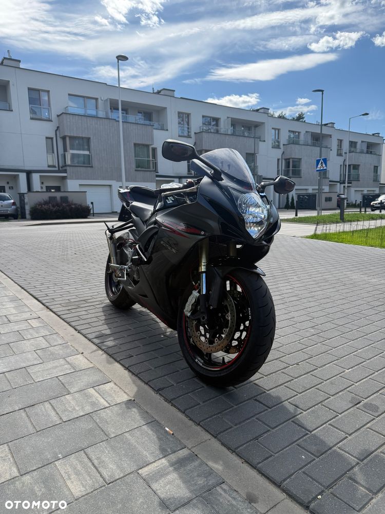 Suzuki GSX-R - 3
