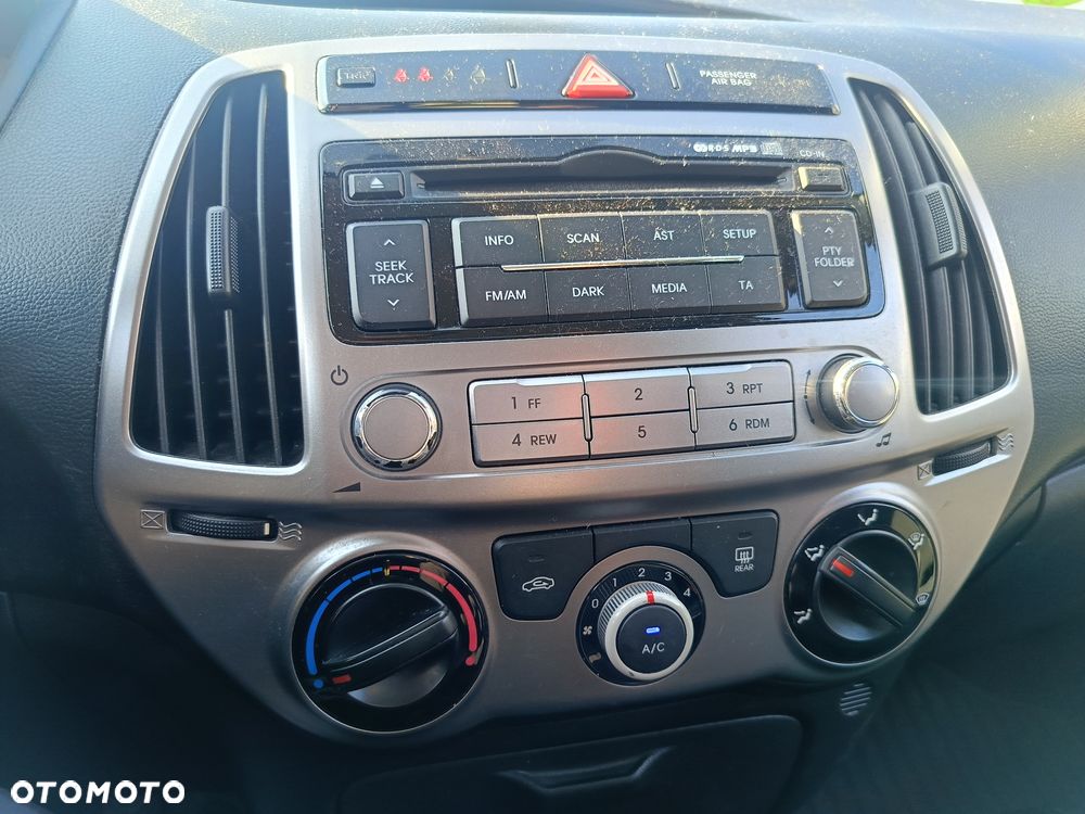 Hyundai i20 1.25 Style - 12