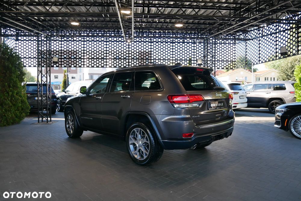 Jeep Grand Cherokee - 4