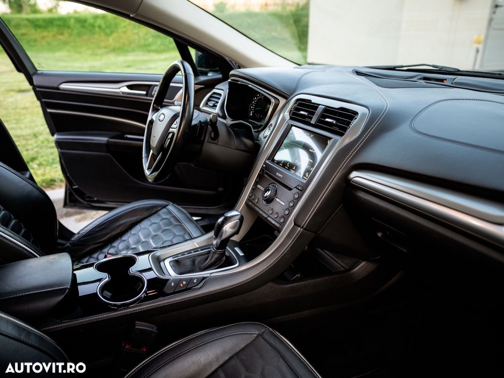 Ford Mondeo - 31