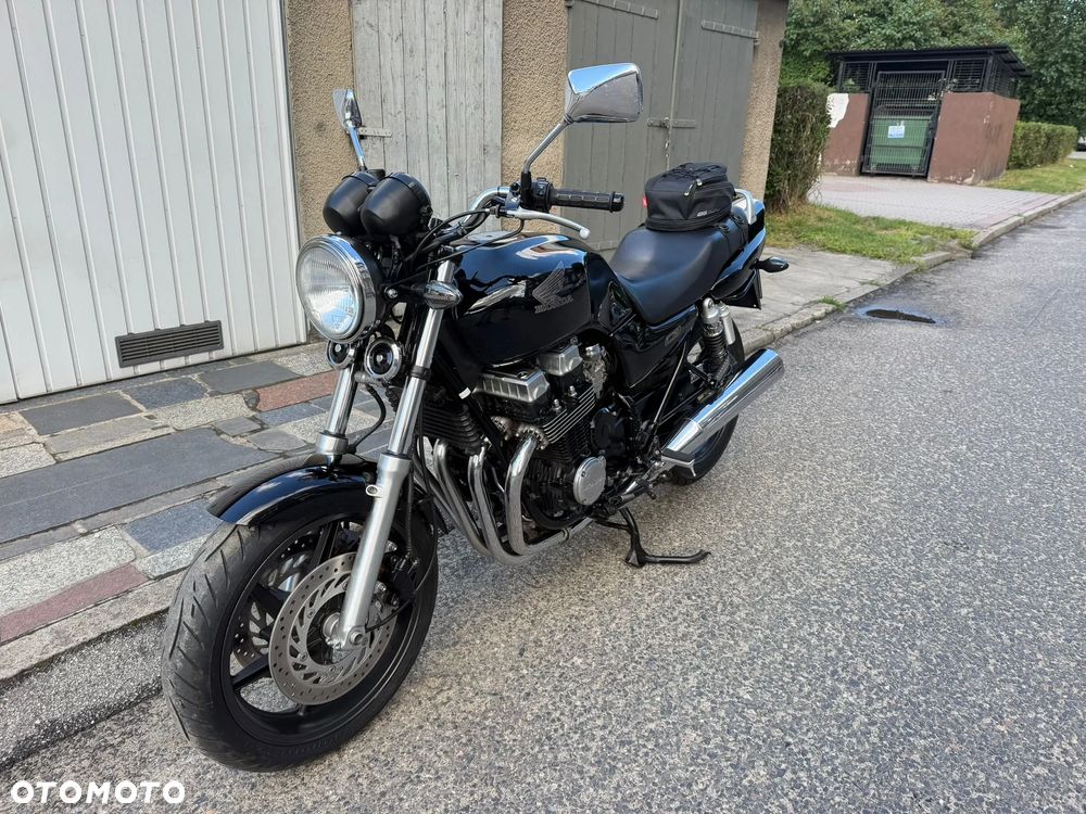 Honda CB - 20