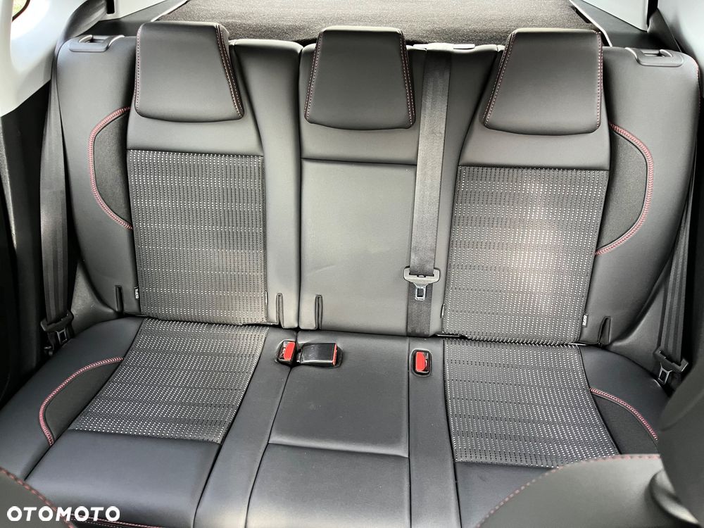 Peugeot 2008 PureTech 110 Stop&Start GT-Line Edition - 13