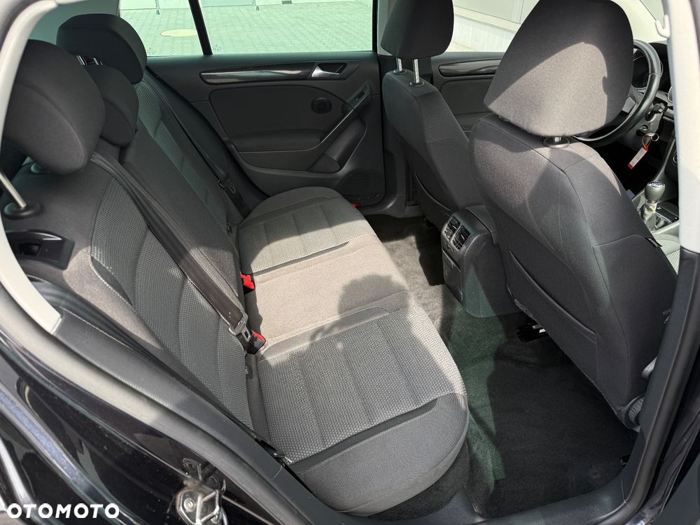 Volkswagen Golf 2.0 TDI Comfortline - 26