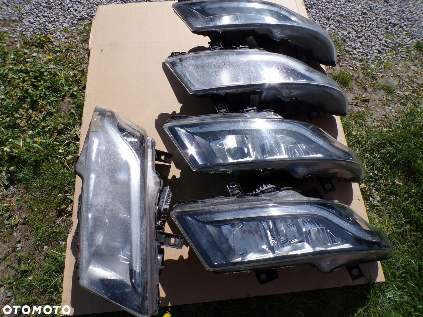 IVECO S-WAY LAMPA PRZEDNIA PRAWA ORYGINAŁ 58028452580 - 3