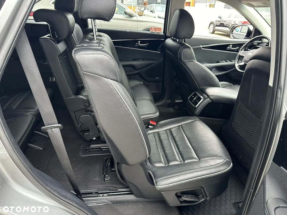 Kia Sorento 2.0 CRDI GT Line - 28