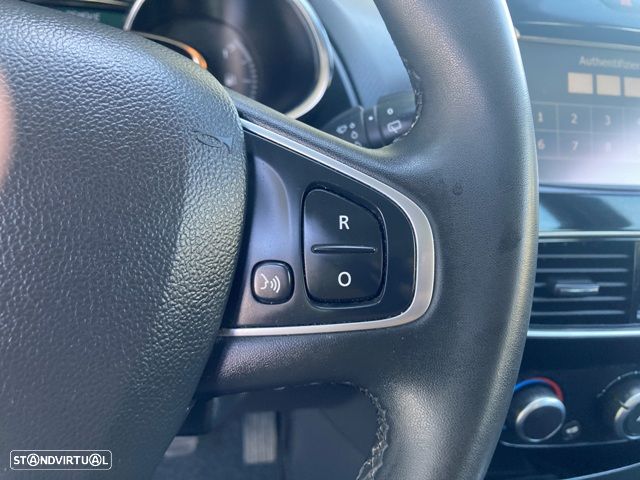 Renault Clio Energy TCe 90 Start & Stop LIMITED 2018 - 12