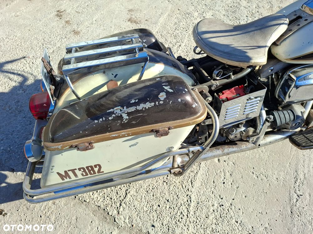 Harley-Davidson FLH Shovelhead - 9