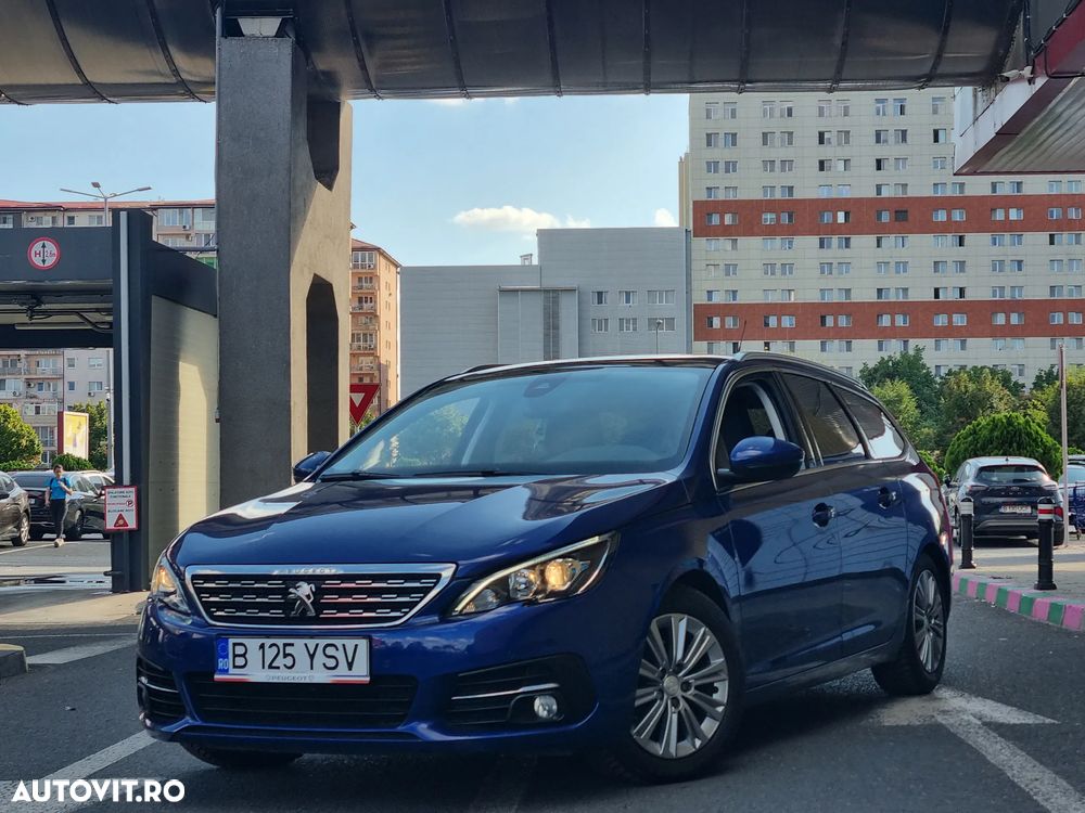 Peugeot 308 SW 1.2 L PureTech Turbo S&S Allure - 3