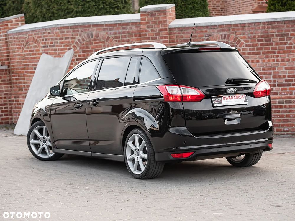 Ford Grand C-MAX - 9
