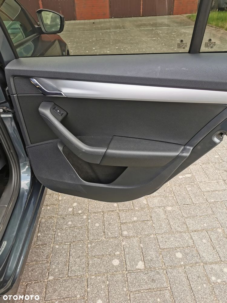 Skoda Octavia 1.6 TDI Ambition - 14