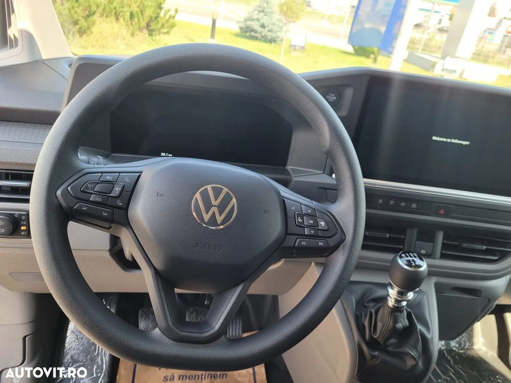 Volkswagen Caravelle - 10