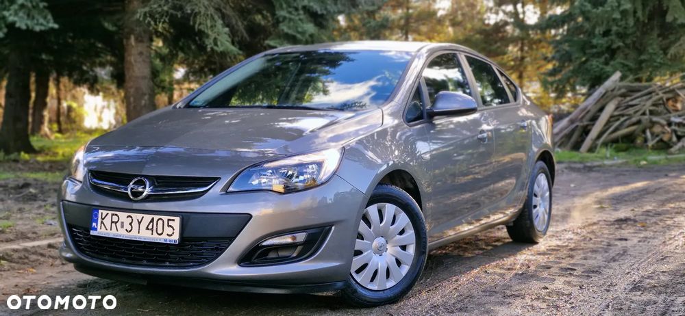 Opel Astra IV 1.6 Cosmo - 2