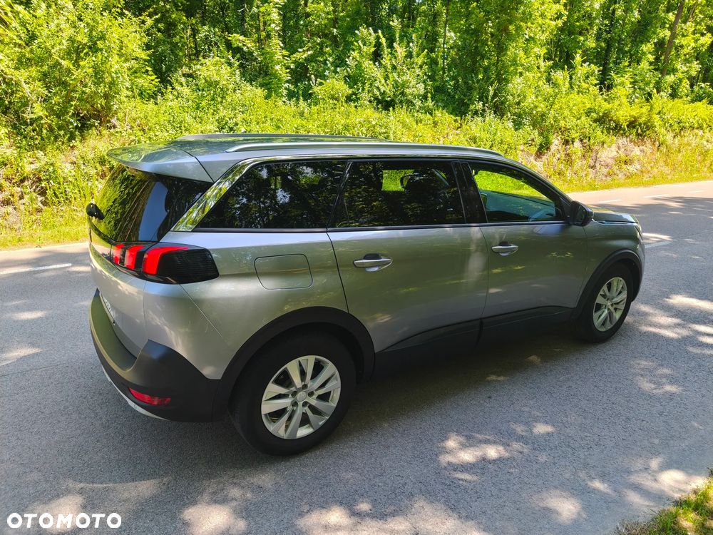 Peugeot 5008 - 23