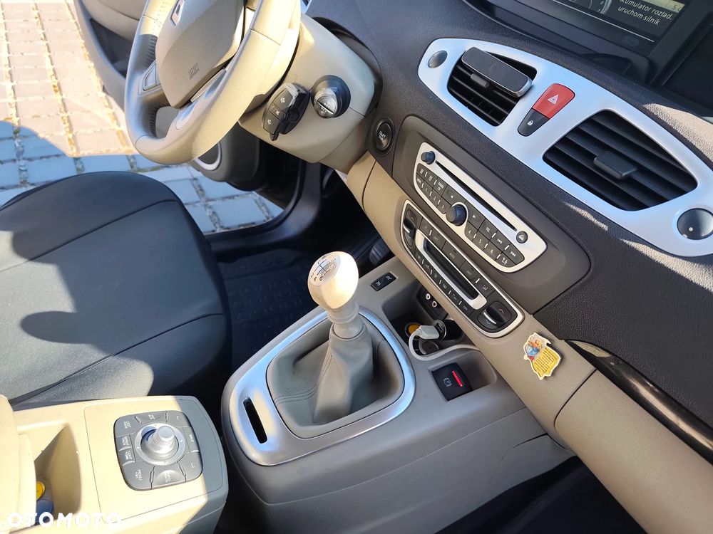 Renault Grand Scenic Gr 1.4 16V TCE Privilege - 20