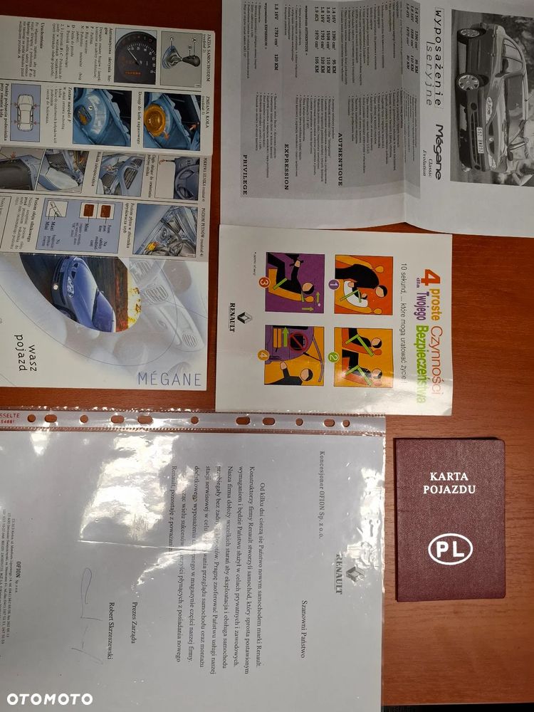 Renault Megane 1.4 16V Expression - 9