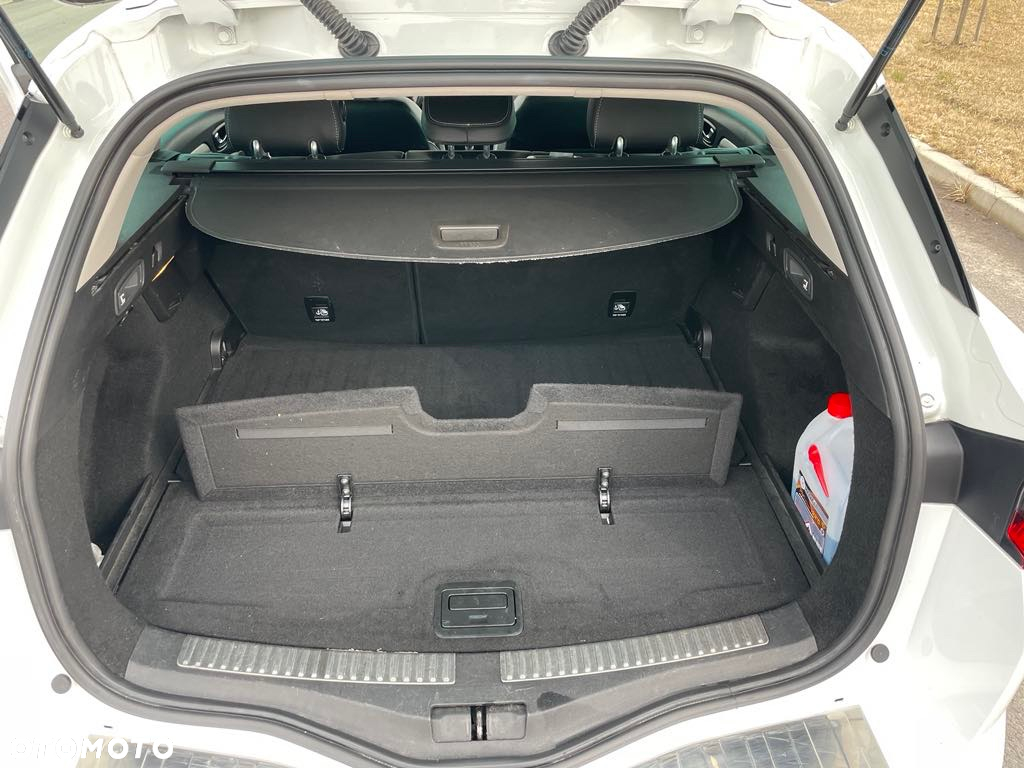 Renault Megane 1.6 dCi Bose - 24