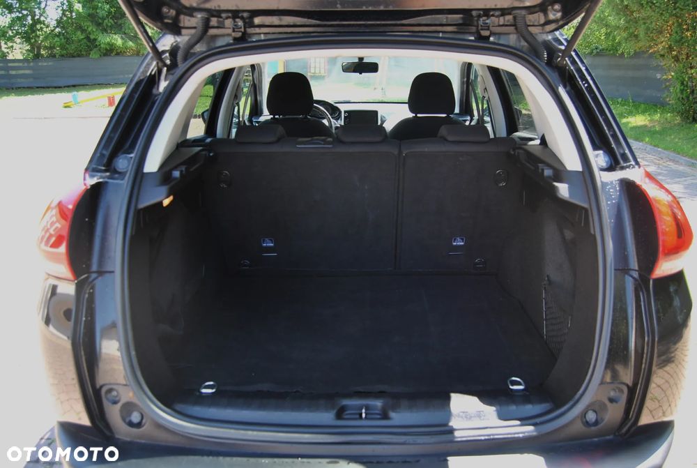 Peugeot 2008 - 13
