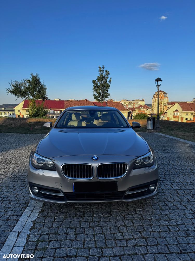 BMW Seria 5 520d xDrive Aut. - 2