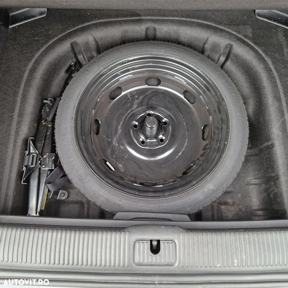 Audi A3 1.6 TDI Ambiente - 3