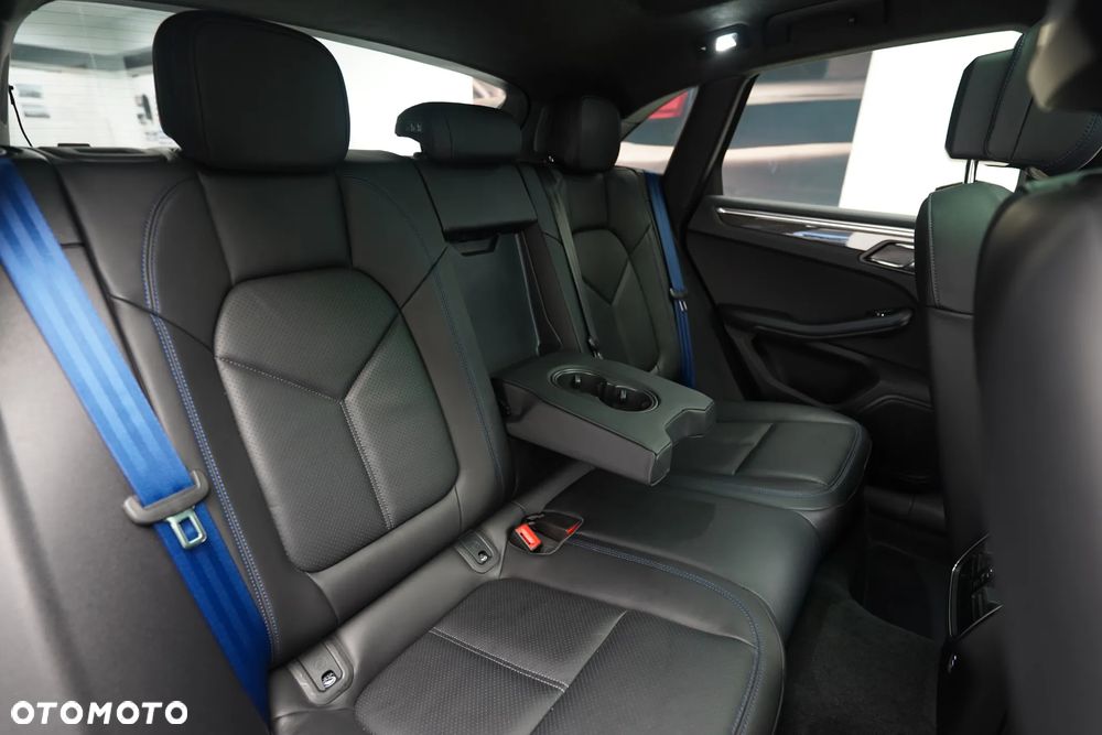 Porsche Macan - 21