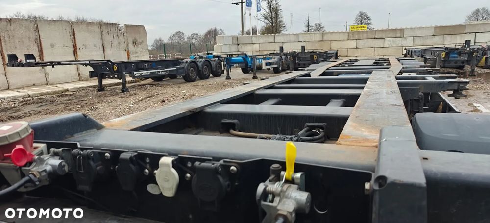 CIMC SC03 naczepa podkontenerowa 20", 2x20", 40", 45" - 2018r. - 8