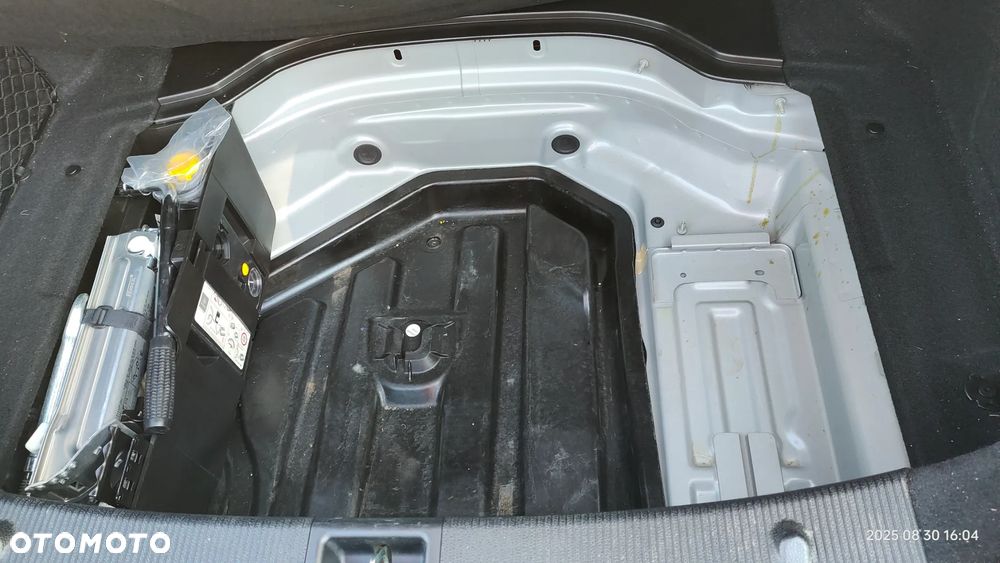 Mercedes-Benz Klasa C 180 Kompressor Automatik Avantgarde - 33