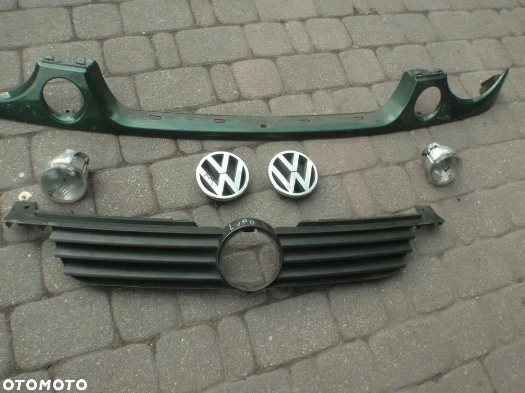 logo emblemat znaczek vw lupo passat b5 jak nowy - 1
