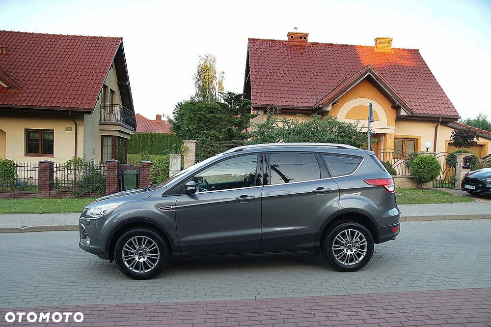 Ford Kuga 2.0 TDCi 4x4 Titanium - 4