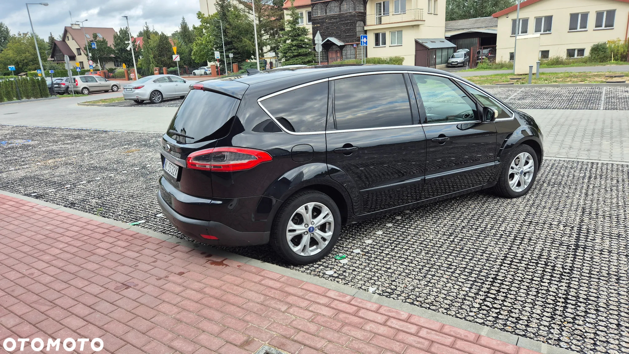 Ford S-Max 2.0 TDCi DPF Titanium - 11