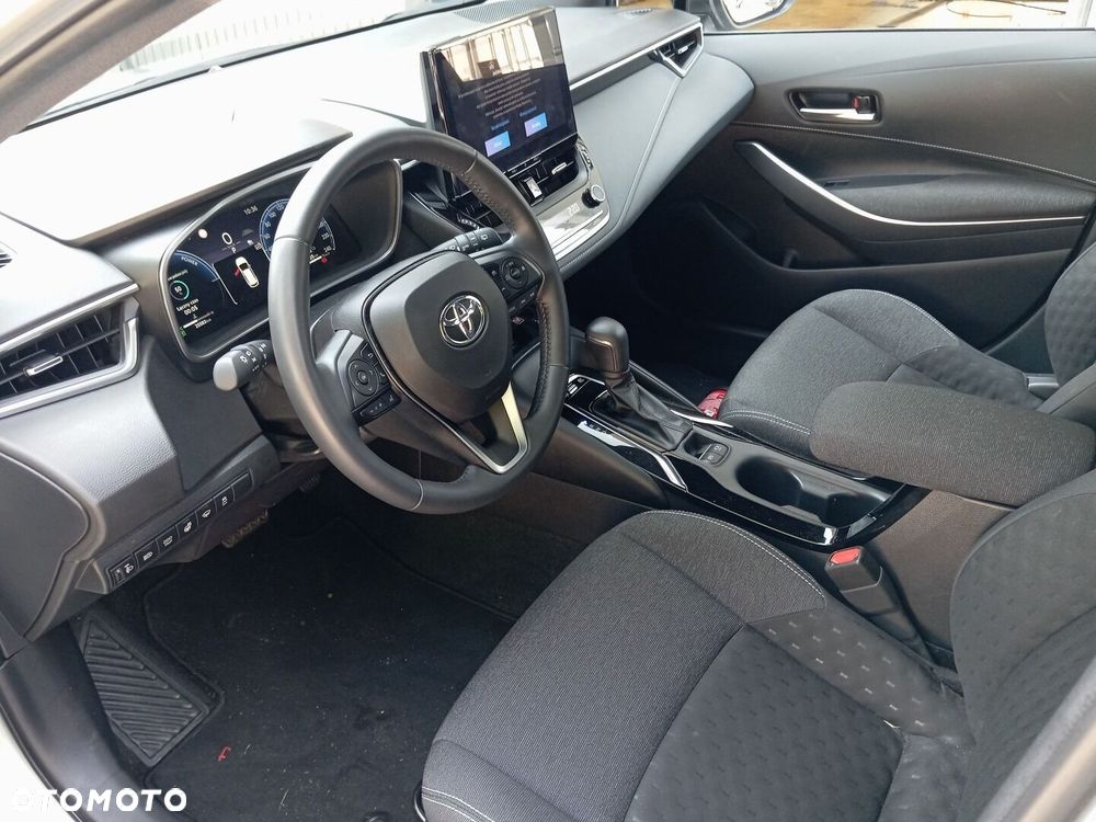 Toyota Corolla 1.8 Hybrid Comfort - 10