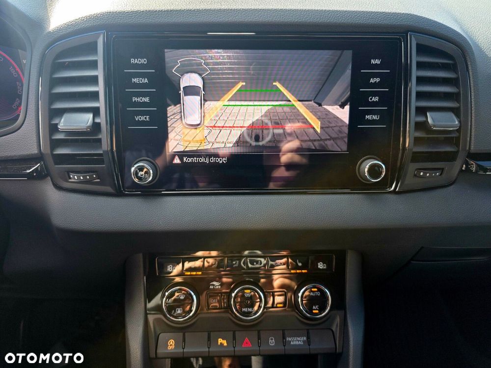 Skoda Karoq 1.5 TSI ACT Sportline DSG - 17