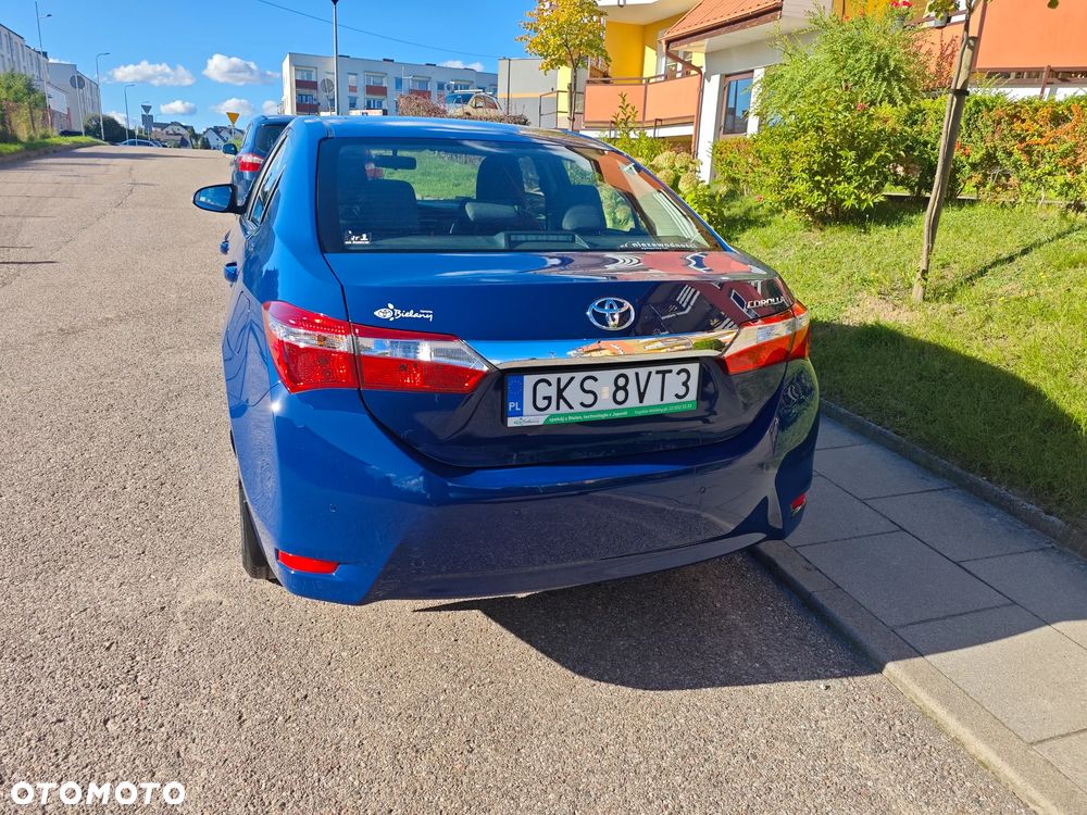 Toyota Corolla 1.6 Active - 3