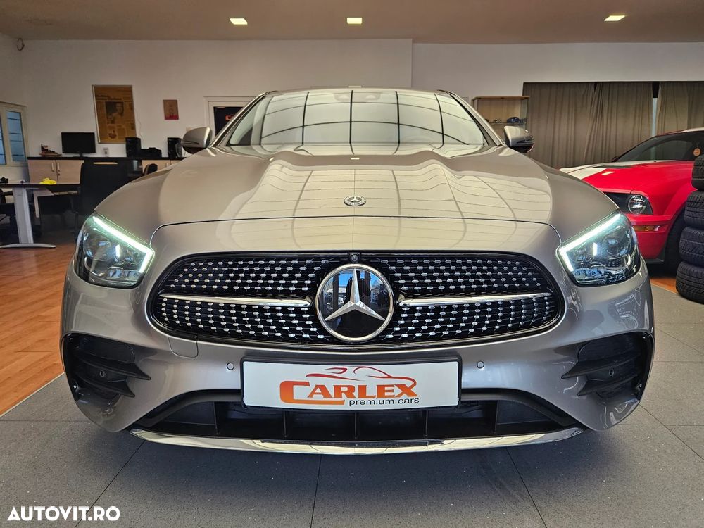 Mercedes-Benz E 300 4MATIC Aut. - 31
