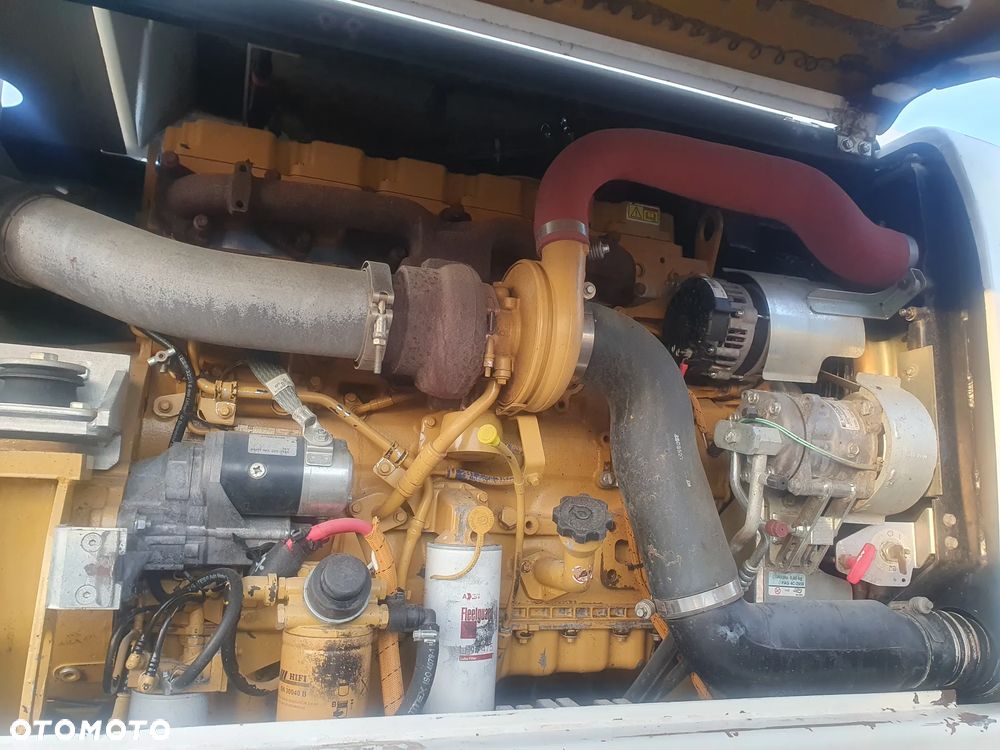 Caterpillar M316D - 14