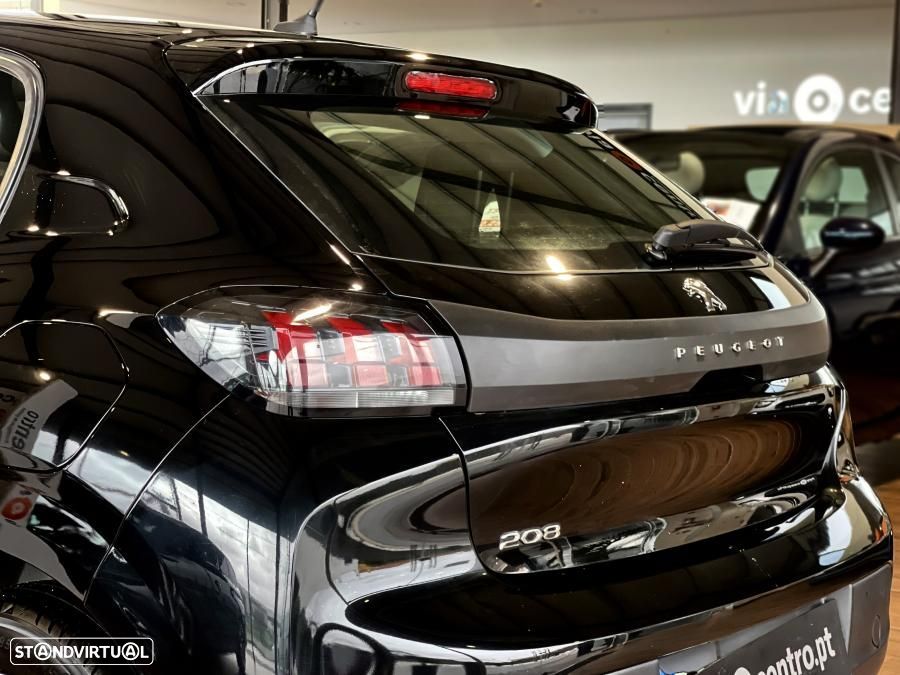 Peugeot 208 1.2 PureTech Like - 7
