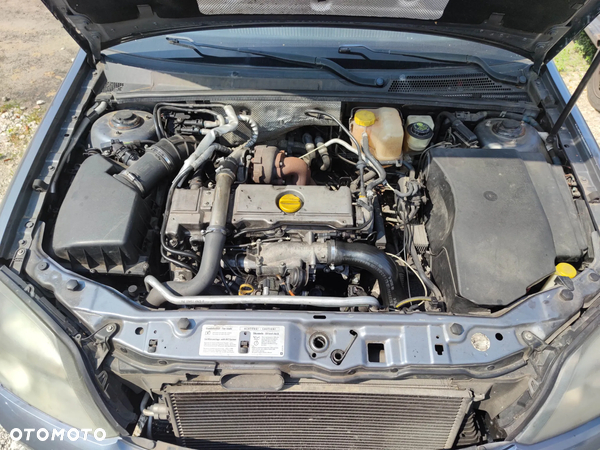 Opel Vectra c 2.2 dti silnik na części